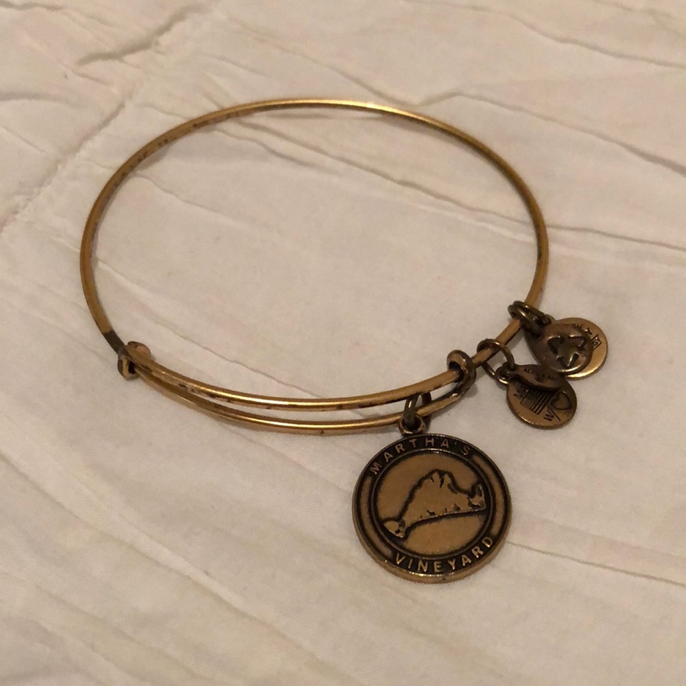 Alex and Ani- Martha’s Vineyard